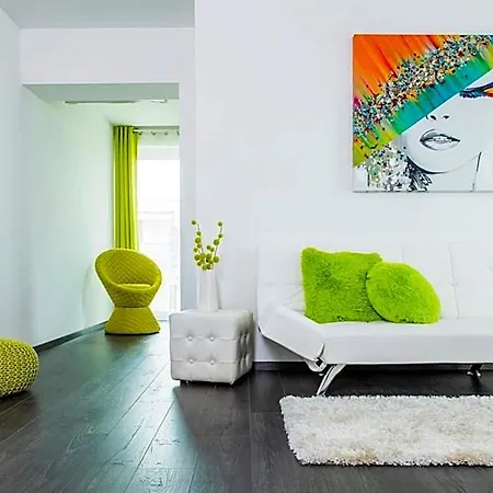 & Hotel