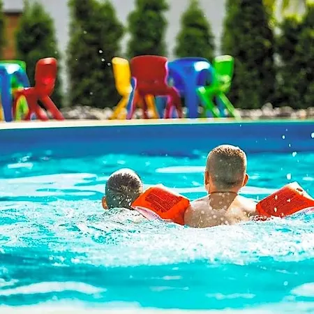 & Hotel 4*